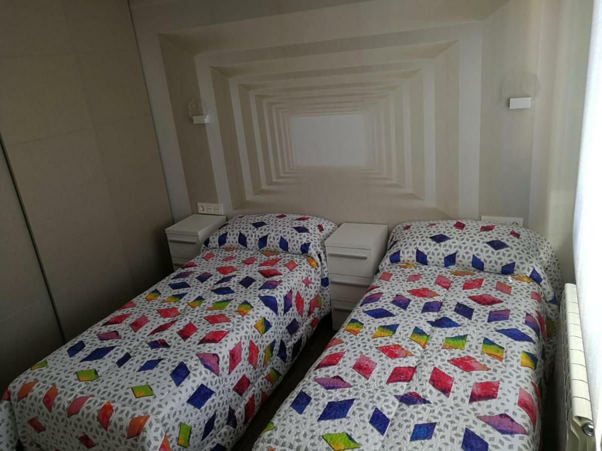Apartamento Las Candelas ปาเลนเซีย ภายนอก รูปภาพ